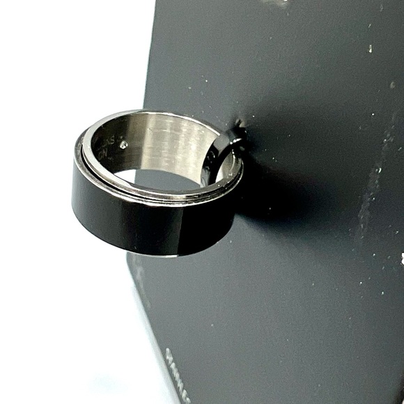 He Rocks Steel Ring Size 9 - Picture 5 of 5